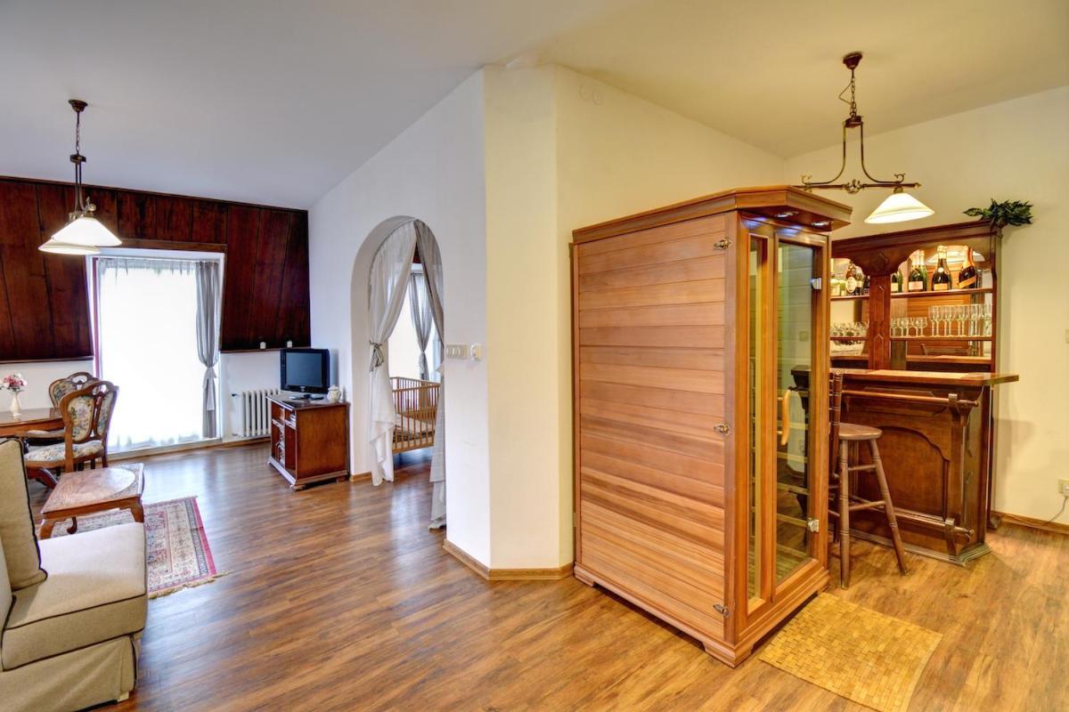 Bily Beranek Apartment