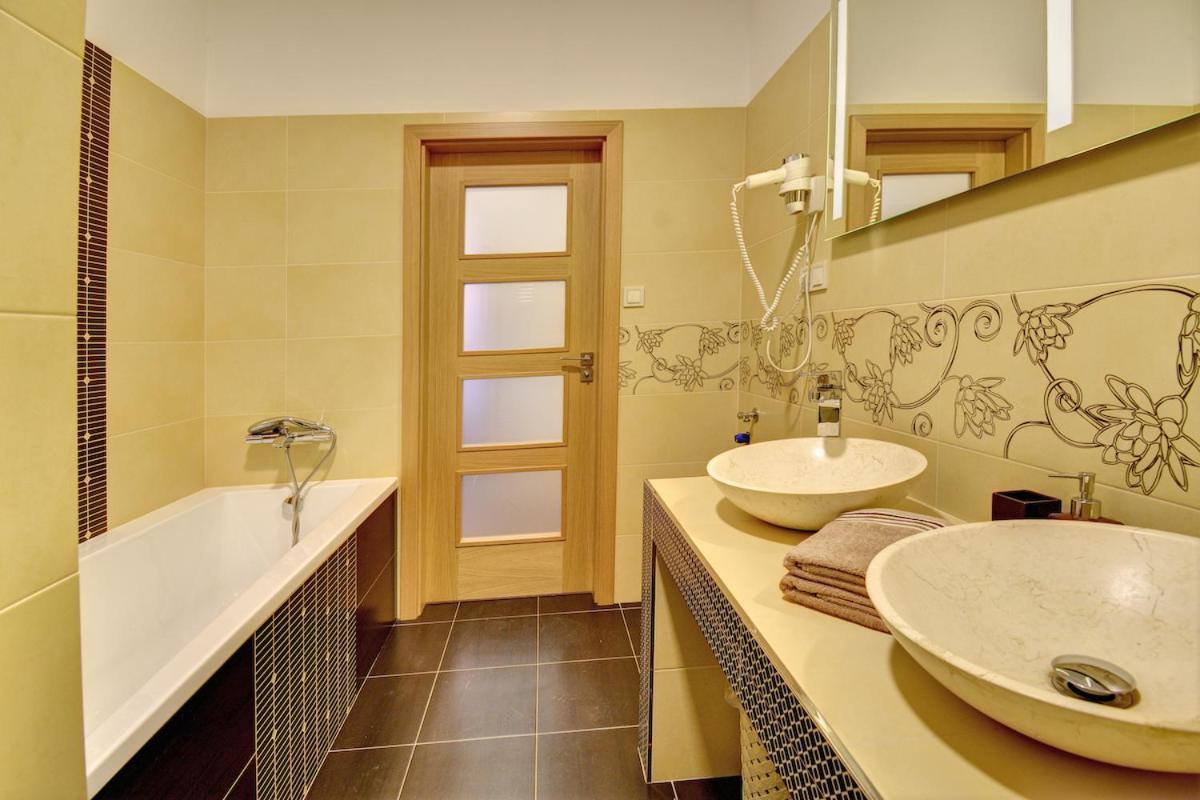 Bily Beranek Apartment