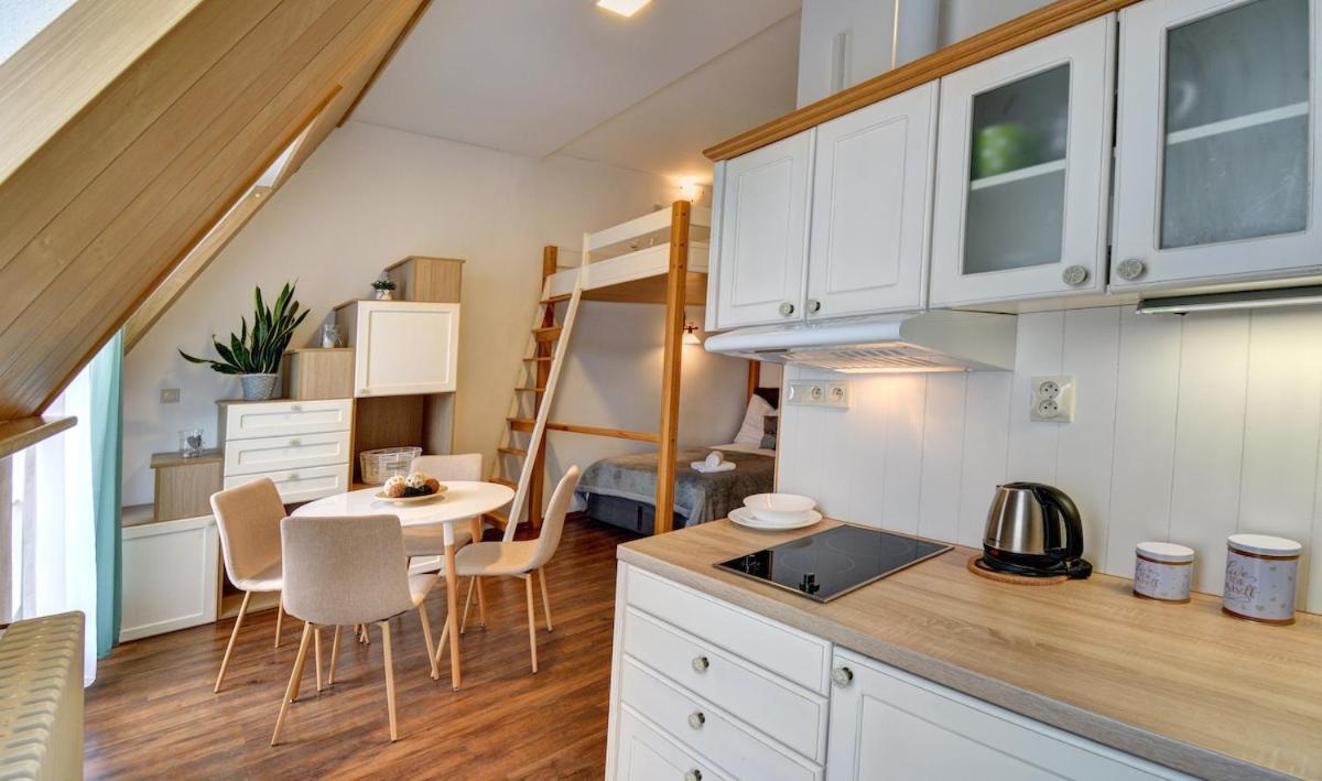 Bily Beranek Apartment *